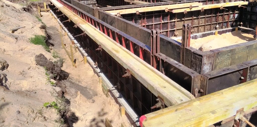 Monolītie lentveida pamati privātmājai