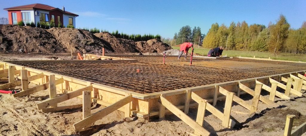 Plātņveida pamati privātmājām